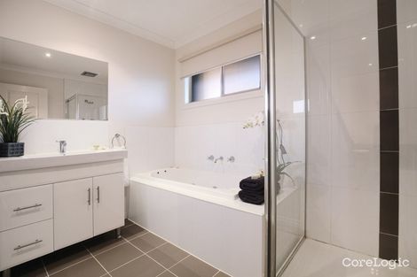 Property photo of 13/72-74 Hillcrest Drive Westmeadows VIC 3049