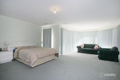 Property photo of 3 Anniversary Place Rowville VIC 3178