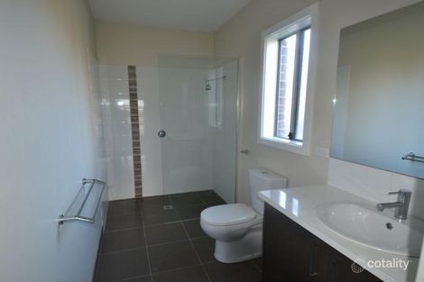 Property photo of 39 Wensleydale Drive Alfredton VIC 3350