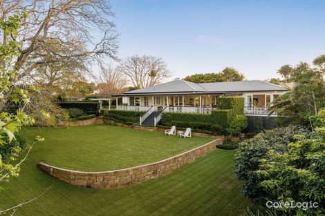 Property photo of 11 Curzon Street Mount Lofty QLD 4350