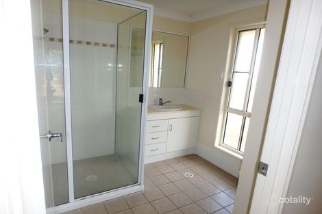 Property photo of 5 Whitehaven Drive Blacks Beach QLD 4740