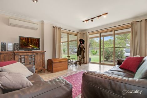 Property photo of 1 Wattle Creek Close Glen Oak NSW 2320