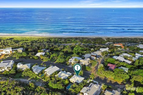 Property photo of 41 Wavecrest Drive Castaways Beach QLD 4567