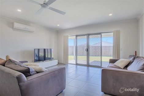 Property photo of 68 Whitsunday Circuit Pimpama QLD 4209