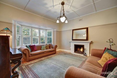 Property photo of 3 Station Avenue Glen Iris VIC 3146