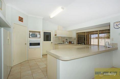 Property photo of 6 Lakes Close South Yunderup WA 6208