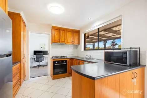 Property photo of 6 Lorimer Place Wanniassa ACT 2903