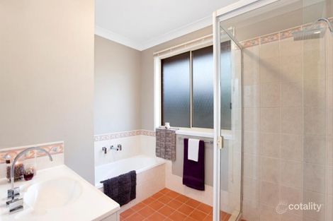 Property photo of 4 Gannon Close Bradbury NSW 2560