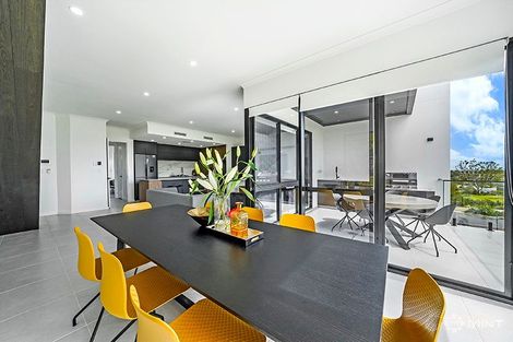 Property photo of 5 Morea Lane North Coogee WA 6163