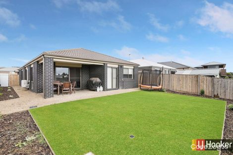 Property photo of 8 Hillcrest Road Beveridge VIC 3753