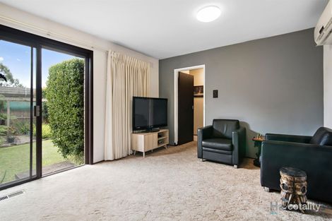 Property photo of 4 Emora Street Croydon VIC 3136