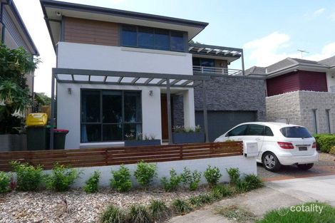 12 Travers St, Moorebank, NSW 2170