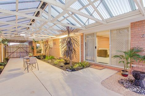 Property photo of 30 Fescue Place Delahey VIC 3037