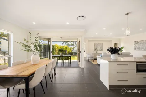 Property photo of 61 Gem Road Kenmore QLD 4069