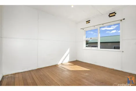 Property photo of 58 Mann Street Armidale NSW 2350