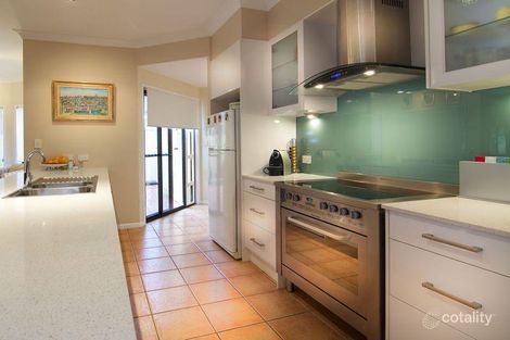 Property photo of 7 Wisemans Court Helensvale QLD 4212