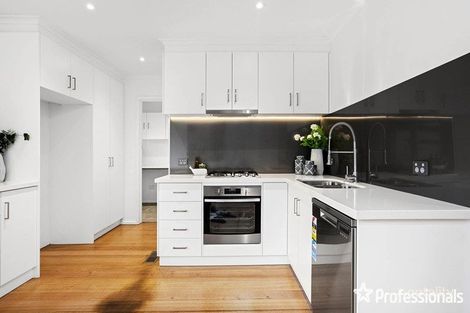 Property photo of 9 Dennis Court Mooroolbark VIC 3138