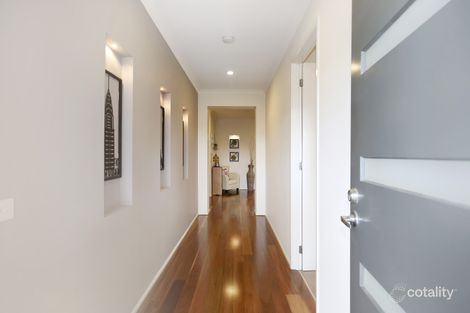 Property photo of 20 Opal Circuit Epping VIC 3076