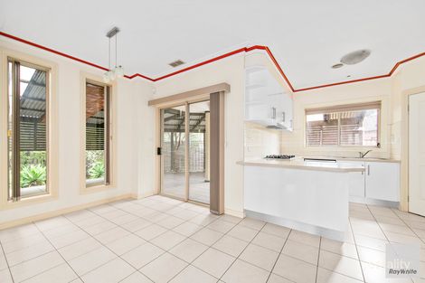 Property photo of 1 Chifley Circuit Burnside Heights VIC 3023