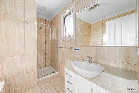 Property photo of 1 Chifley Circuit Burnside Heights VIC 3023
