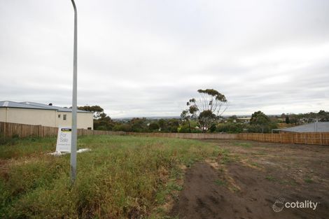 19 Stanfield Dr, Wandana Heights, VIC 3216