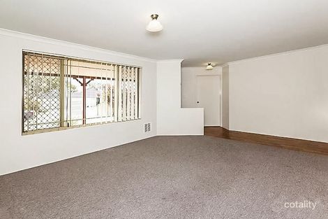 Property photo of 29 Wittecarra Crescent Port Kennedy WA 6172