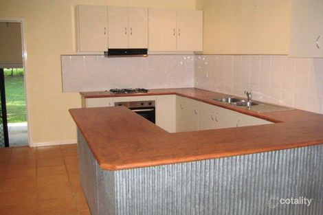 Property photo of 32 Robin Street Slade Point QLD 4740