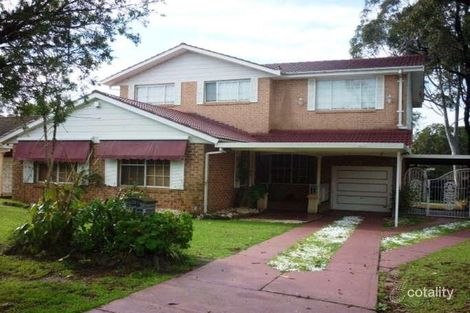 72 Trobriand Cres, Glenfield, NSW 2167