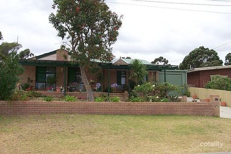 8 Woodley Way, Parmelia, WA 6167