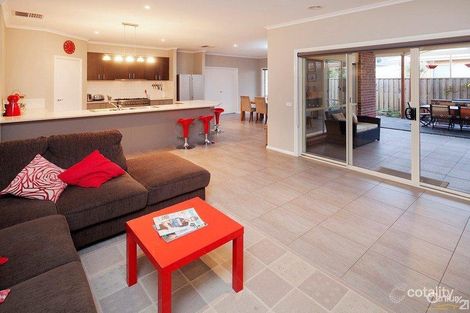 Property photo of 83 Livingstone Boulevard Pakenham VIC 3810