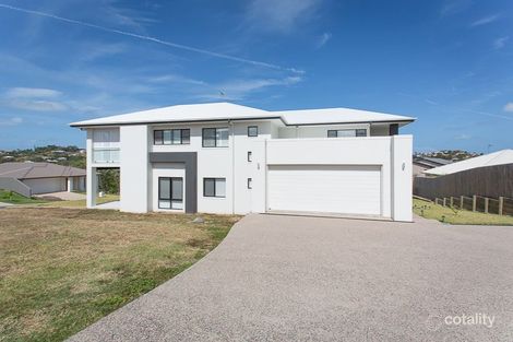 25 Hermitage Dr, Eimeo, QLD 4740