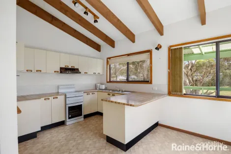 Property photo of 12 Boomer Crescent Kioloa NSW 2539