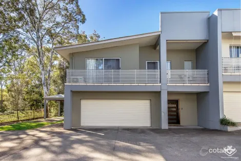 Property photo of 4/12 Careel Close Helensvale QLD 4212