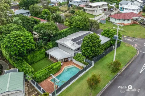 Property photo of 21 Nealdon Street Holland Park QLD 4121