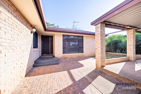 Property photo of 14 Oxley Circle Dubbo NSW 2830