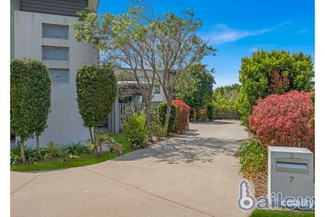 Property photo of 2/7 Webb Court Rural View QLD 4740