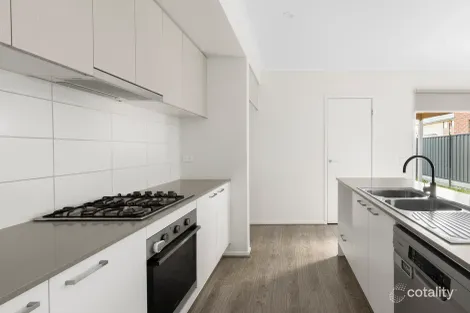 Property photo of 7 Starboard Street Greenvale VIC 3059