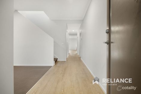 Property photo of 18 Grosset Way Point Cook VIC 3030
