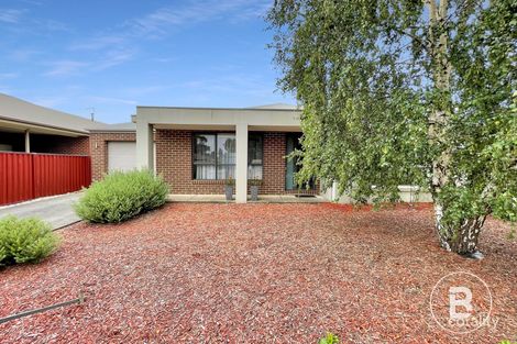 Property photo of 1/68 Cuthberts Road Alfredton VIC 3350
