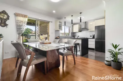 Property photo of 7 Wyperfeld Place Bow Bowing NSW 2566