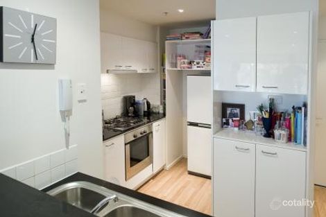 Property photo of 112/102-118 Camberwell Road Hawthorn East VIC 3123