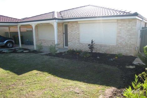 7 Pear Cl, Forrestfield, WA 6058