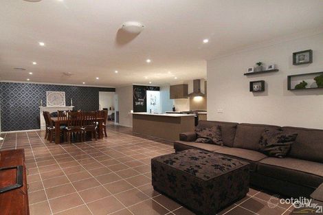 Property photo of 12 Blackledge Drive Cranbourne East VIC 3977