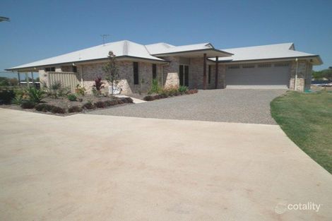 Property photo of 6 Birch Drive Emerald QLD 4720