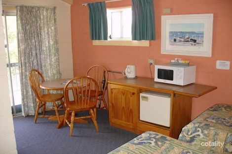 Property photo of 17 Princes Highway Burrill Lake NSW 2539