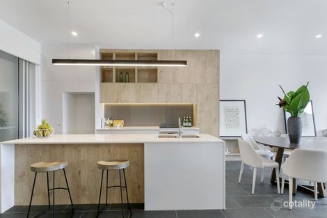 Property photo of 108/32 Glenora Street Wynnum QLD 4178