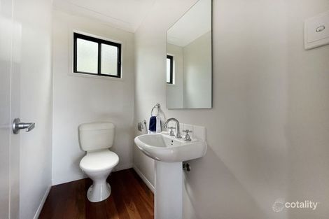 4 Windrush Cl, Eatons Hill, QLD 4037