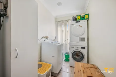 Property photo of 8 Leatherwood Rise South Lake WA 6164