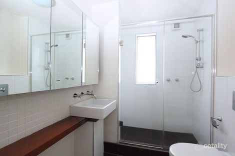 Property photo of 5/19 Tiuna Grove Elwood VIC 3184