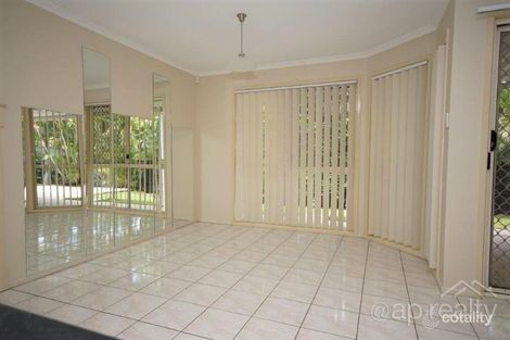 Property photo of 6 Yale Circuit Forest Lake QLD 4078